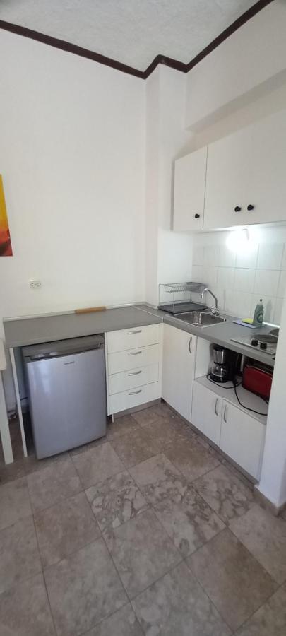 Nikis Apartments Агиос-Гордиос Экстерьер фото